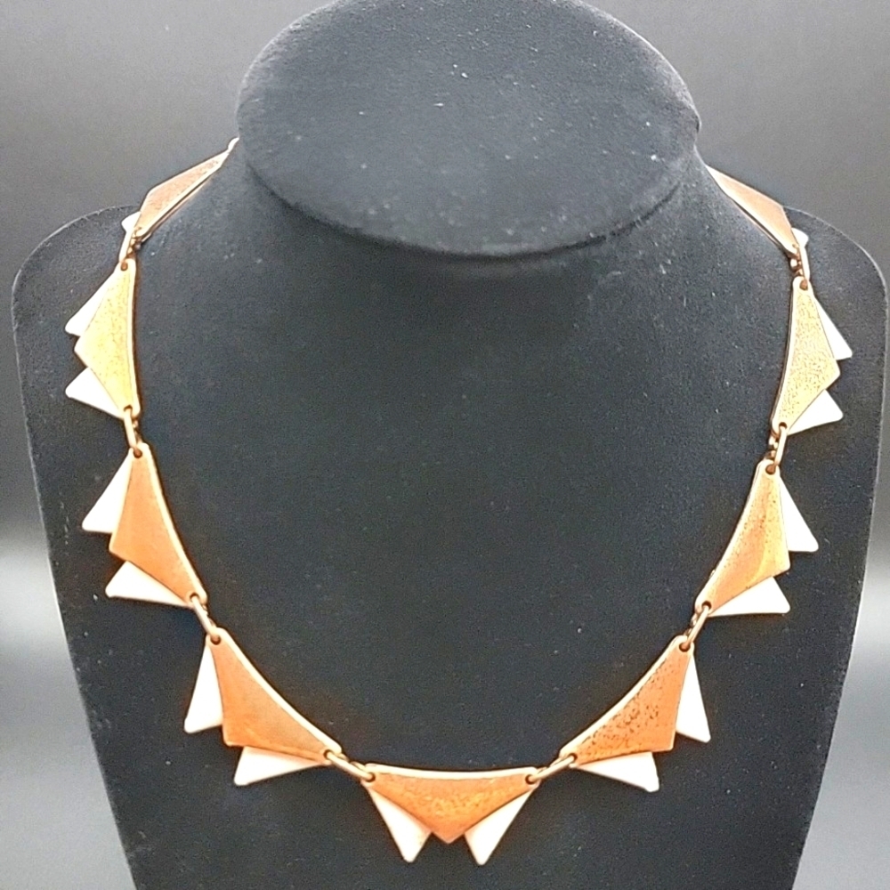 Vintage Signed Matisse Copper and White Enamel Triangle Necklace 15" chocker VTG